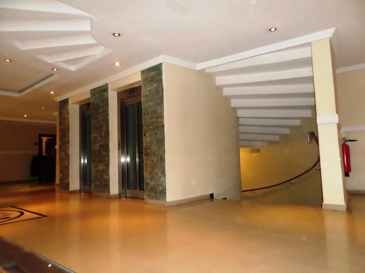 De Rembrandt Hotels And Suites Икея Экстерьер фото