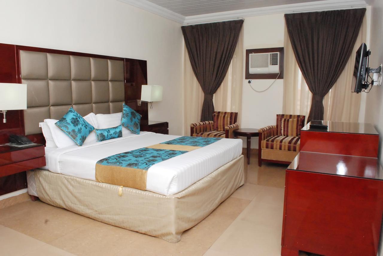 De Rembrandt Hotels And Suites Икея Экстерьер фото