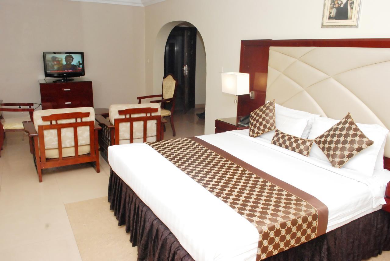 De Rembrandt Hotels And Suites Икея Экстерьер фото