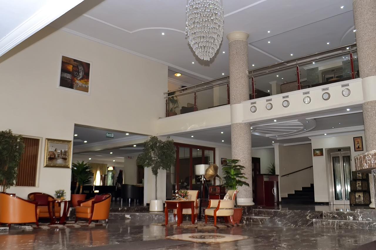 De Rembrandt Hotels And Suites Икея Экстерьер фото