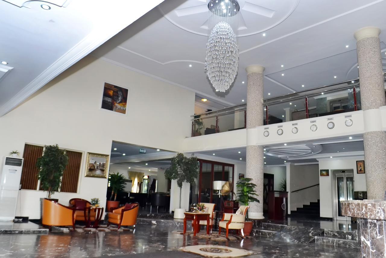 De Rembrandt Hotels And Suites Икея Экстерьер фото