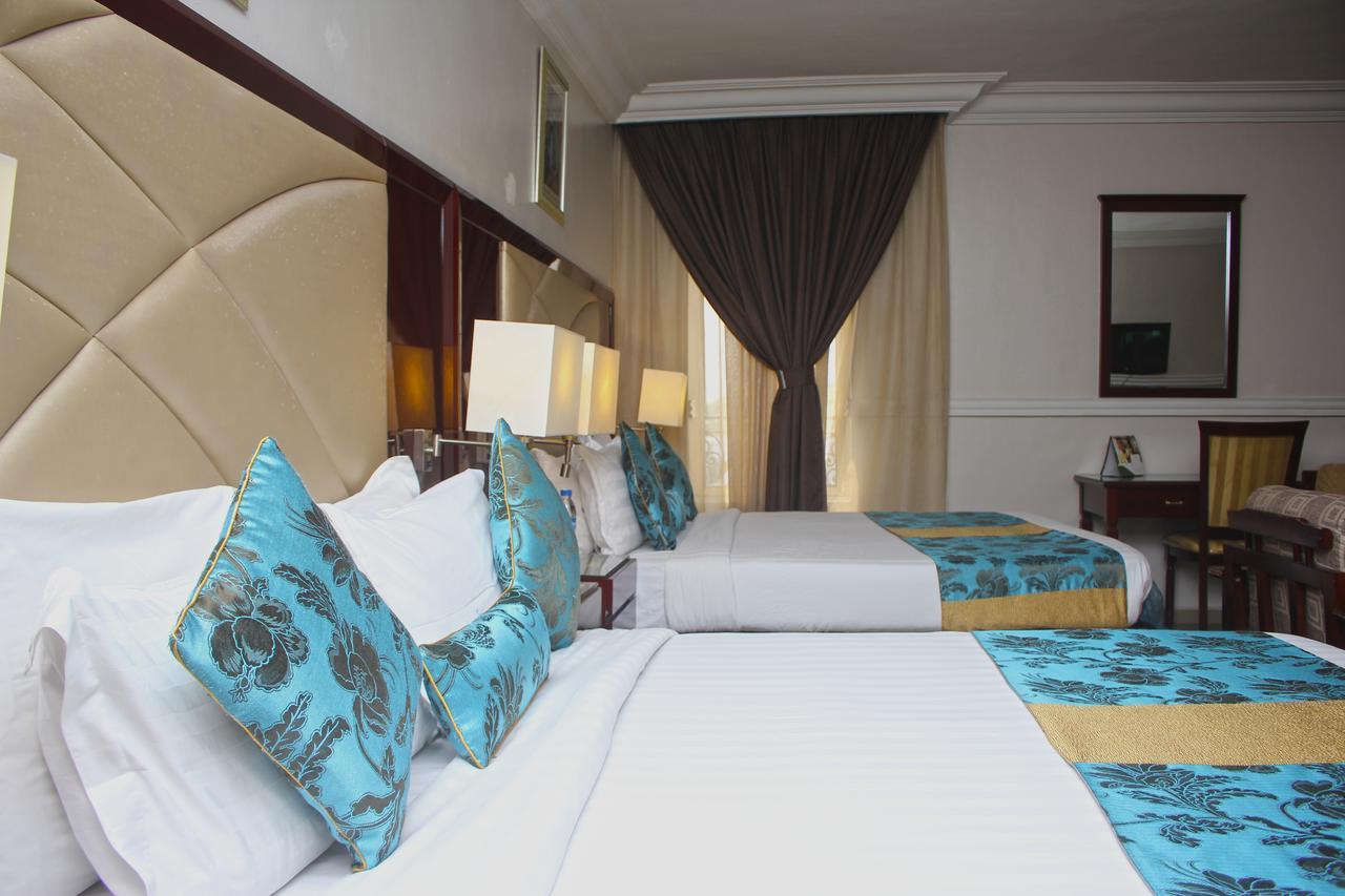 De Rembrandt Hotels And Suites Икея Экстерьер фото