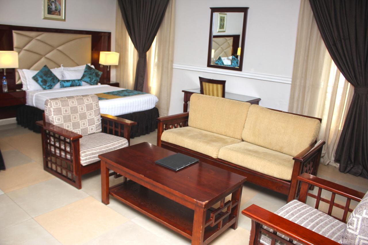 De Rembrandt Hotels And Suites Икея Экстерьер фото